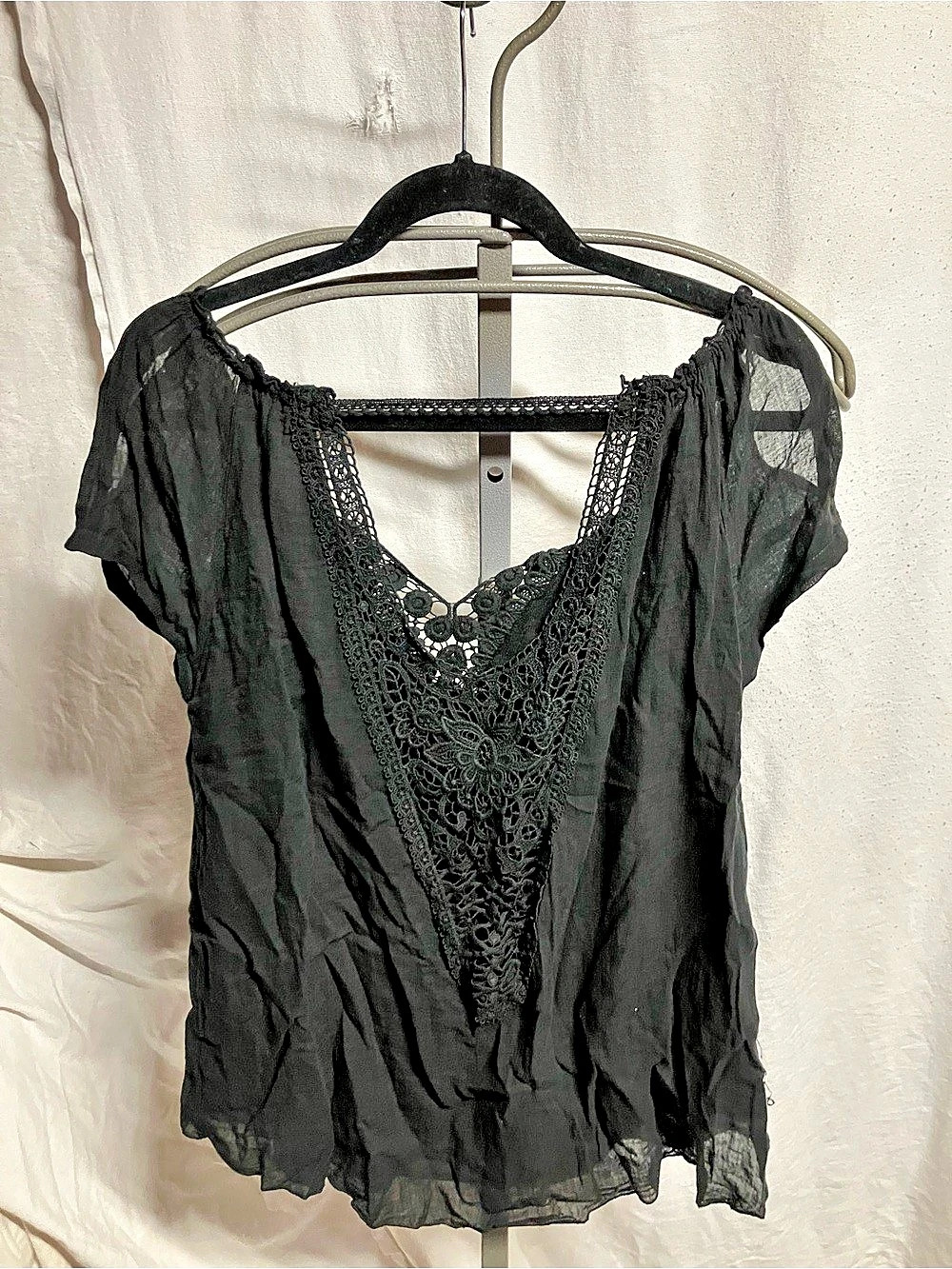 Saks Fifth Avenue Black Lace Trim Blouse Size Medium Like New